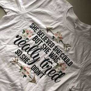 Graphic mom T-shirt  XL